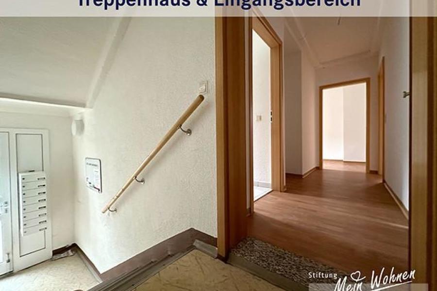 Treppenhaus und Eingangsbereich