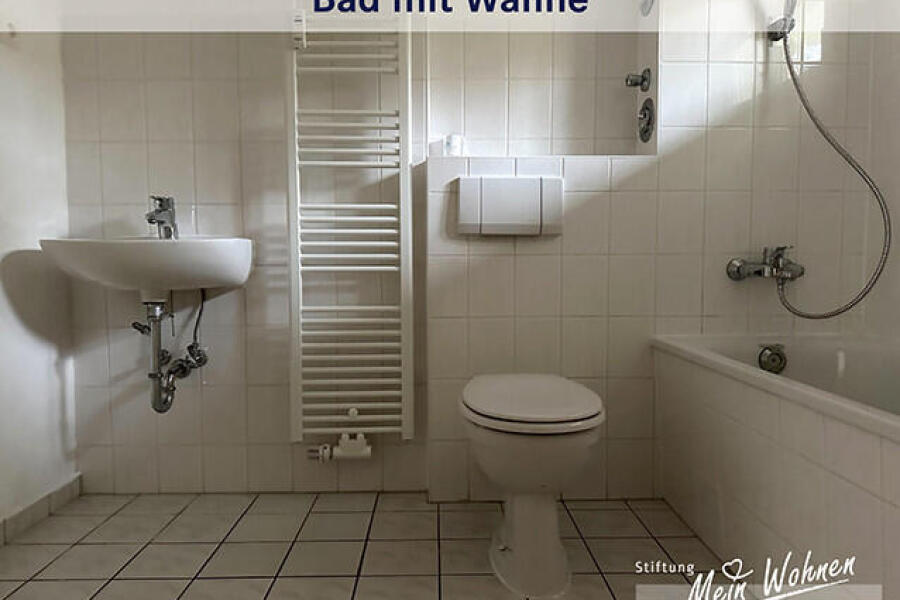 Bad mit Wanne